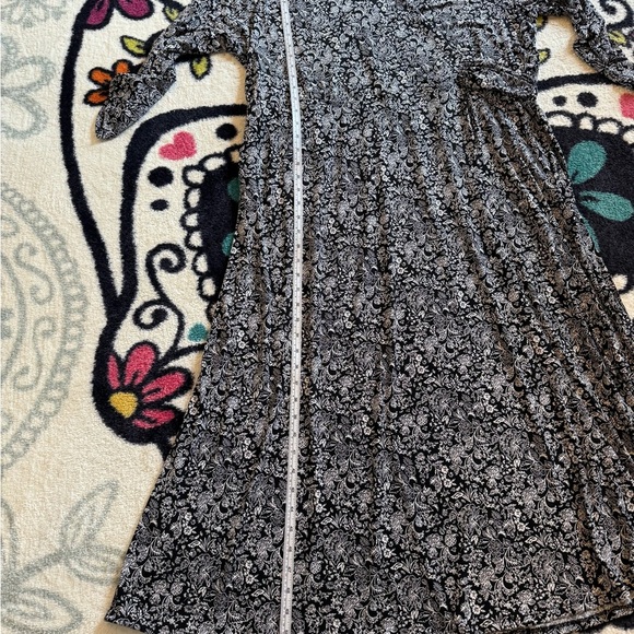 NWT Lane Bryant Black and White Midi V-Neck 3/4 Sleeve Dress Size 22/24 - Picture 7 of 8